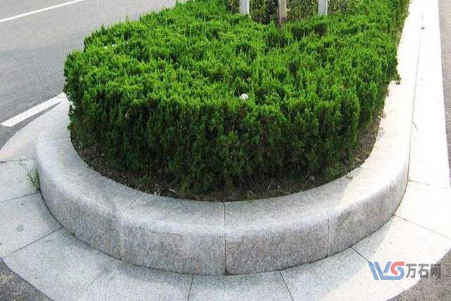 大庆路沿石拐角在铺设过程中有什么方法和技巧？