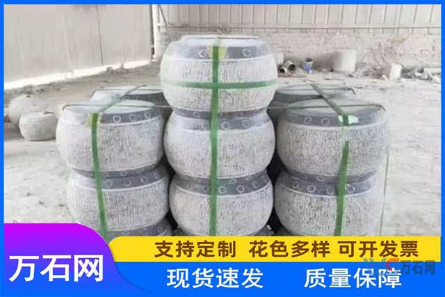 双鸭山青石门柱石介绍